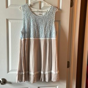 1xl Paisley Vine flowy tank top